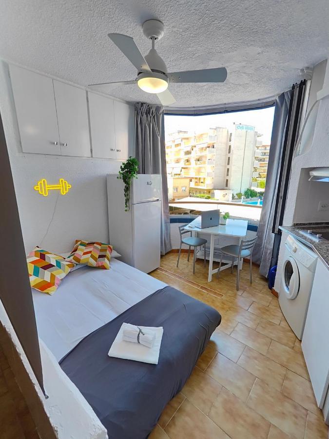 Renovado, Luminoso Y Confortable Loft Con Piscina La Pineda Bagian luar foto