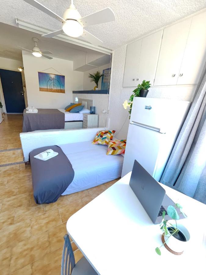 Renovado, Luminoso Y Confortable Loft Con Piscina La Pineda Bagian luar foto